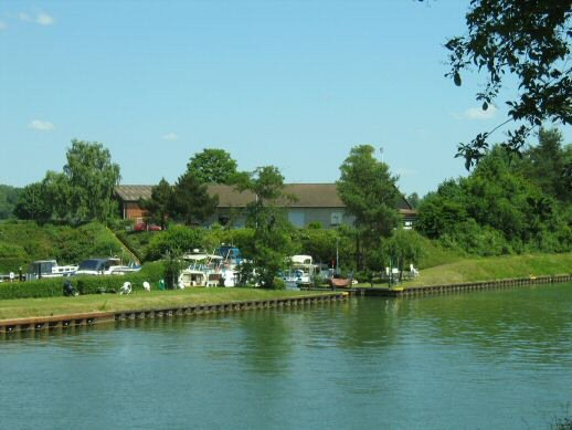 Vom anderen Ufer Vom anderen Ufer